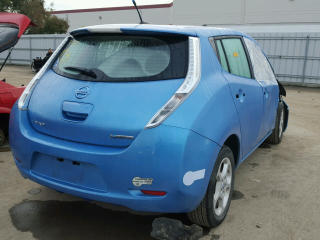 1N4AZ0CP1DC414370 - 2013 NISSAN LEAF S BLUE photo 4