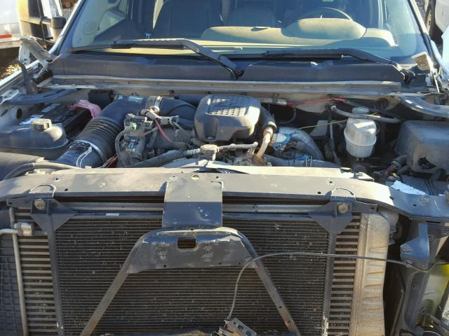 1GBJK33617F531638 - 2007 CHEVROLET SILVERADO WHITE photo 7