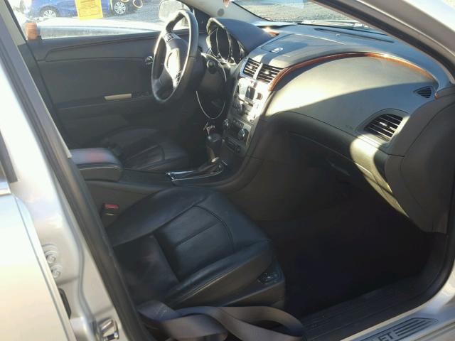1G1ZE5E16BF356405 - 2011 CHEVROLET MALIBU LTZ SILVER photo 5