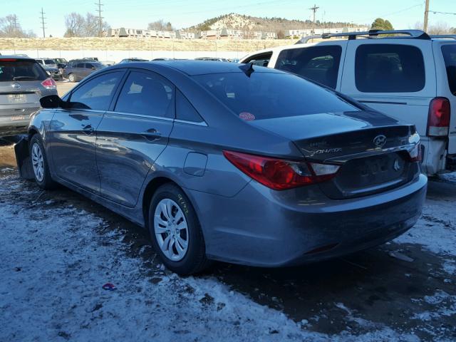 5NPEB4AC4DH540279 - 2013 HYUNDAI SONATA GLS GRAY photo 3