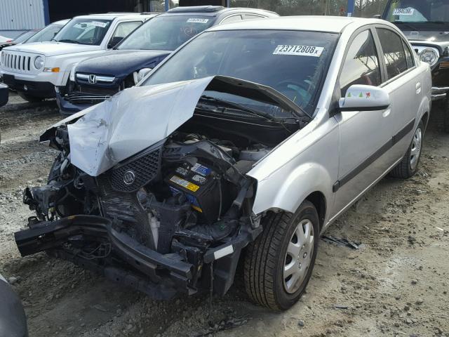 KNADE123X76225837 - 2007 KIA RIO BASE SILVER photo 2