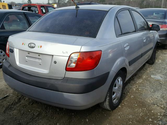 KNADE123X76225837 - 2007 KIA RIO BASE SILVER photo 4