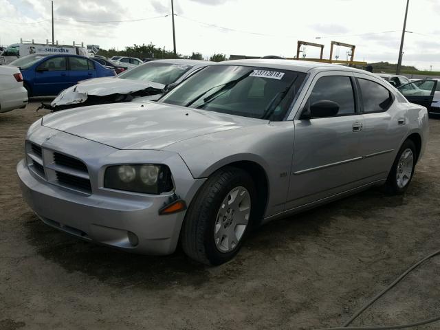 2B3KA43G16H428140 - 2006 DODGE CHARGER SE SILVER photo 2