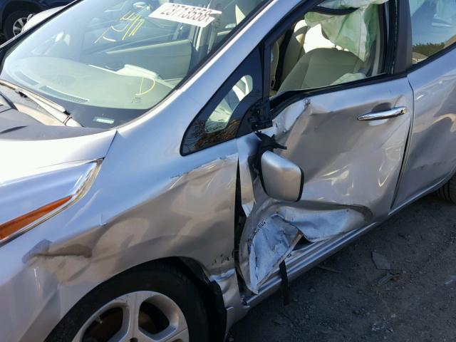 1N4AZ0CP1DC402168 - 2013 NISSAN LEAF S SILVER photo 9