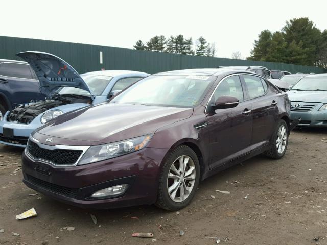 5XXGN4A78DG142085 - 2013 KIA OPTIMA EX BURGUNDY photo 2