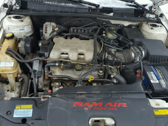 1G2NW52E31C230467 - 2001 PONTIAC GRAND AM G WHITE photo 7