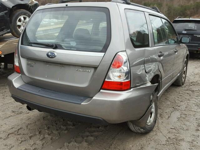 JF1SG63626H758784 - 2006 SUBARU FORESTER 2 GRAY photo 4