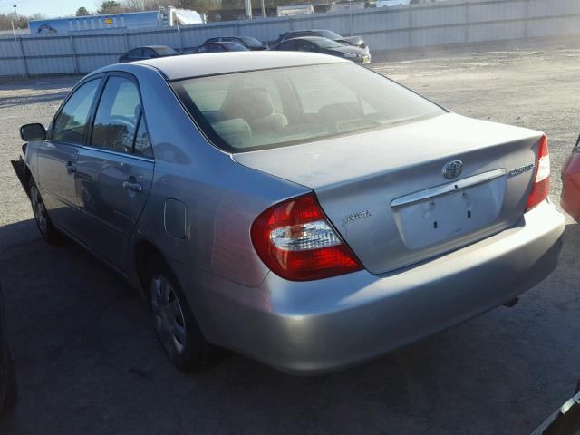 4T1BE30K13U772206 - 2003 TOYOTA CAMRY LE SILVER photo 3