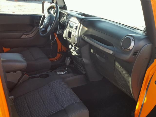 1C4BJWDG1CL149312 - 2012 JEEP WRANGLER U ORANGE photo 5