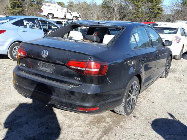 3VWD17AJ9GM399168 - 2016 VOLKSWAGEN JETTA SPOR BLACK photo 4