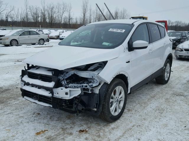 1FMCU9GD4HUC62022 - 2017 FORD ESCAPE SE WHITE photo 2