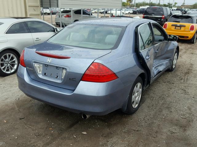 1HGCM56407A010056 - 2007 HONDA ACCORD LX BLUE photo 4