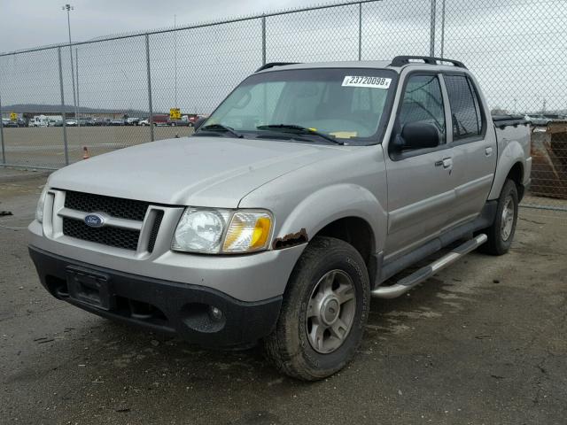 1FMZU77EX3UC59612 - 2003 FORD EXPLORER S SILVER photo 2