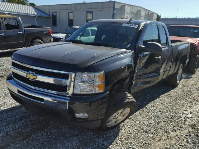 1GCEC29029Z273607 - 2009 CHEVROLET SILVERADO BLACK photo 2