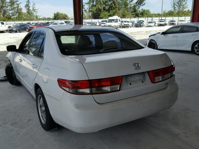 1HGCM56394A014660 - 2004 HONDA ACCORD LX WHITE photo 3