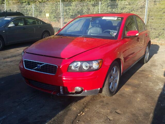 YV1MS682252071856 - 2005 VOLVO S40 T5 RED photo 2