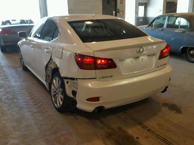 JTHCK262272019691 - 2007 LEXUS IS 250 WHITE photo 3