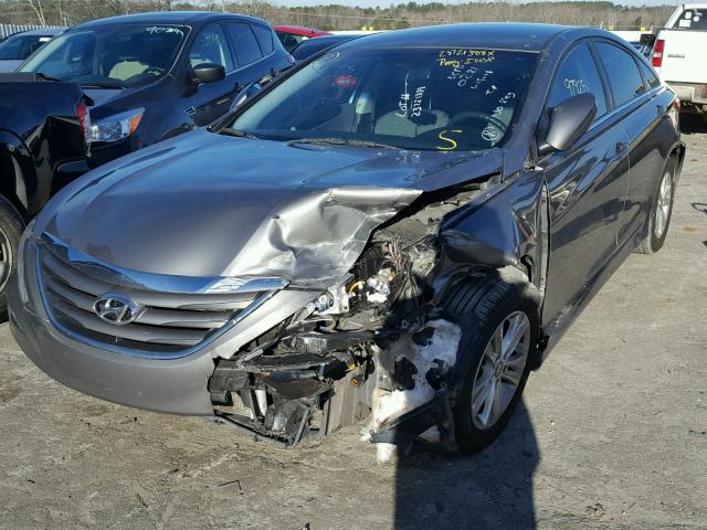 5NPEB4AC5EH917798 - 2014 HYUNDAI SONATA GLS GRAY photo 9