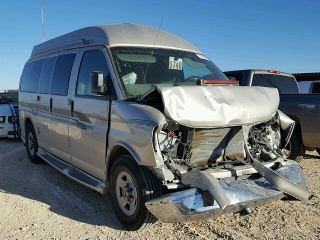 1GDFG15T071241961 - 2007 GMC SAVANA RV CREAM photo 1