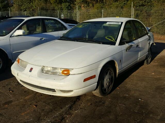 1G8ZH52882Z177498 - 2002 SATURN SL1 WHITE photo 2