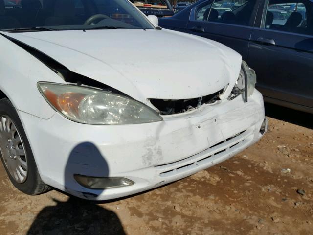 4T1BE32K34U360870 - 2004 TOYOTA CAMRY LE WHITE photo 9