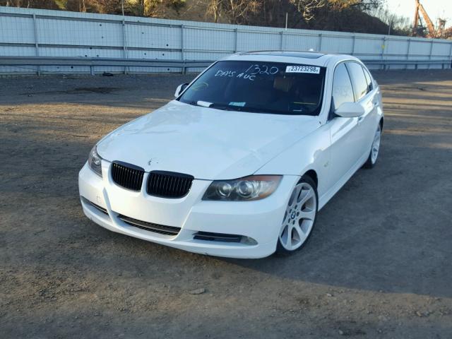 WBAVB335X6KR77147 - 2006 BMW 330 I WHITE photo 2