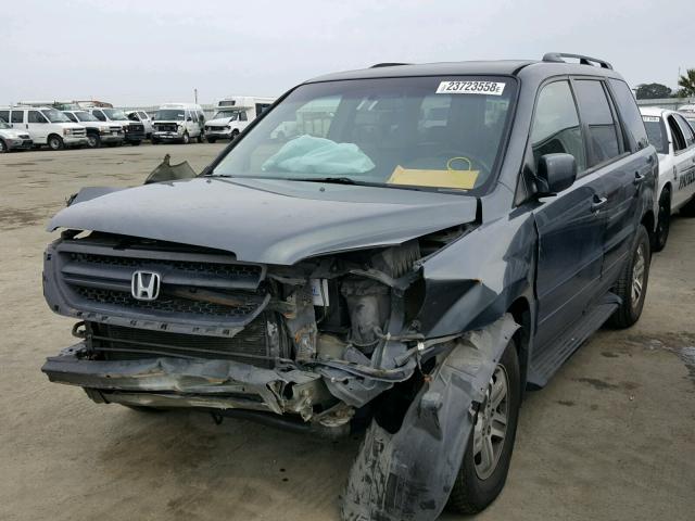 2HKYF18624H500217 - 2004 HONDA PILOT EXL GRAY photo 2