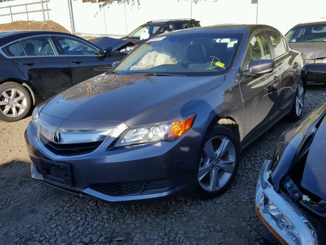 19VDE1F34FE008055 - 2015 ACURA ILX 20 GRAY photo 2