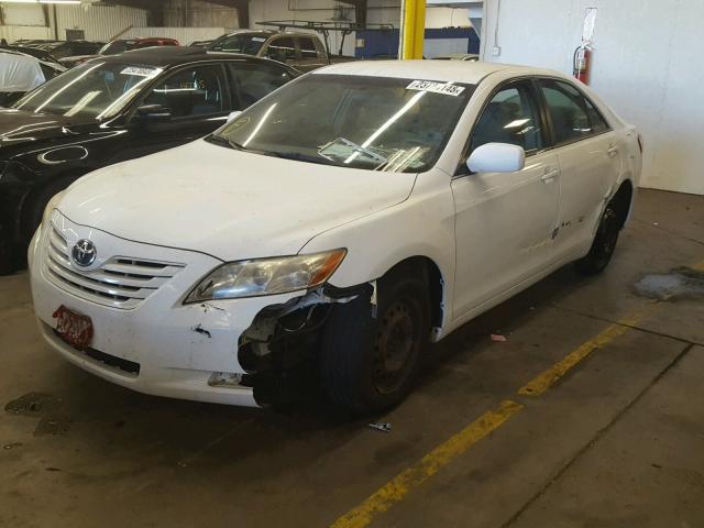 4T4BE46K49R076046 - 2009 TOYOTA CAMRY BASE WHITE photo 2
