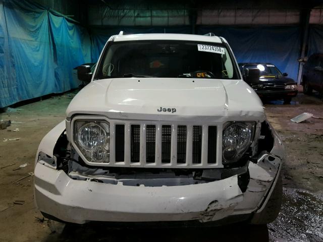 1C4PJMAK6CW206802 - 2012 JEEP LIBERTY SP WHITE photo 9