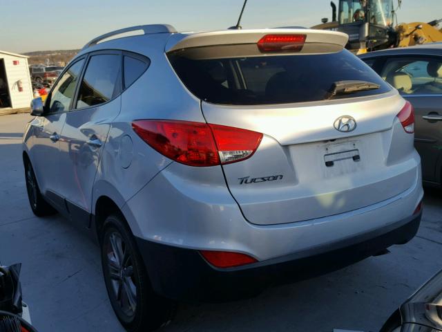 KM8JU3AG7FU012486 - 2015 HYUNDAI TUCSON LIM SILVER photo 3