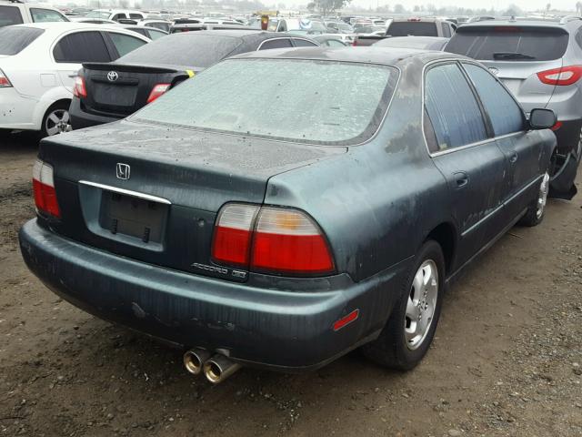 1HGCD5559TA194675 - 1996 HONDA ACCORD EX GREEN photo 4