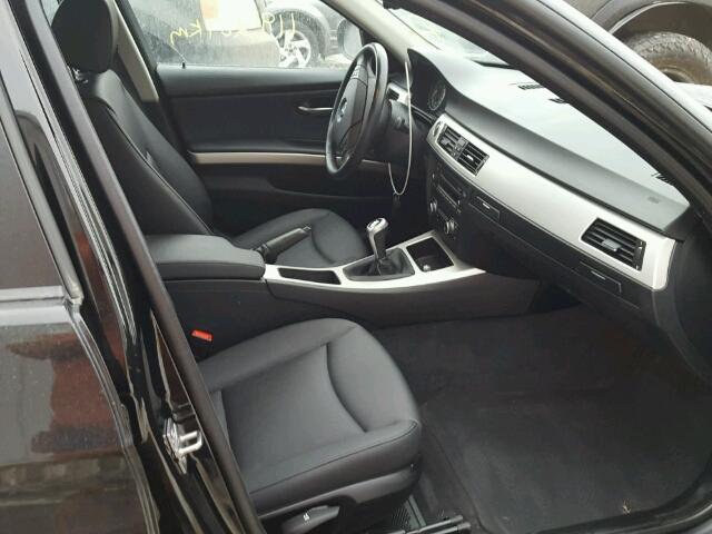 WBAPG7C57AA399461 - 2010 BMW 323 I BLACK photo 5