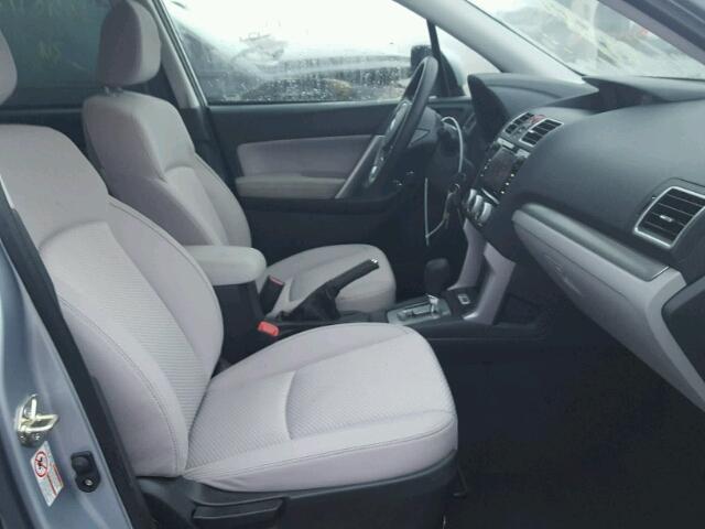 JF2SJAGC0HH552172 - 2017 SUBARU FORESTER 2 GRAY photo 5