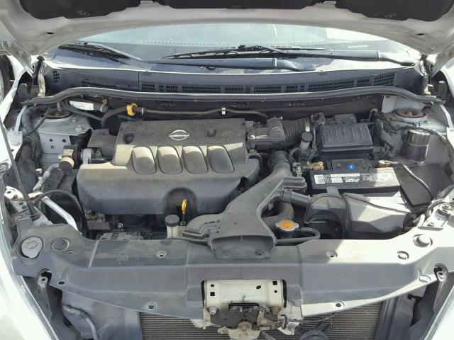 3N1BC13E89L390586 - 2009 NISSAN VERSA S SILVER photo 7