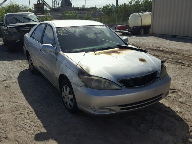 4T1BE32K53U764364 - 2003 TOYOTA CAMRY LE SILVER photo 1