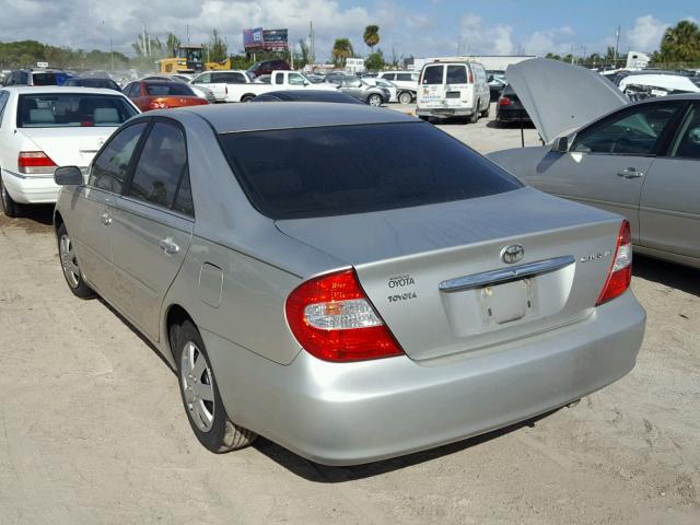 4T1BE32K53U764364 - 2003 TOYOTA CAMRY LE SILVER photo 3