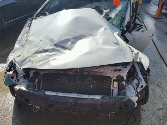 1HGCS2B89CA003663 - 2012 HONDA ACCORD EXL WHITE photo 7