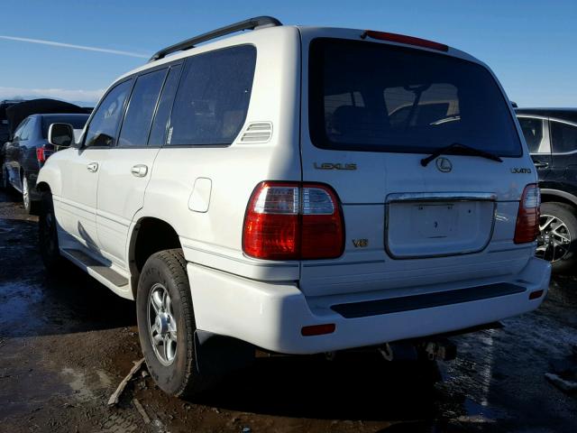 JTJHT00W123519958 - 2002 LEXUS LX 470 WHITE photo 3