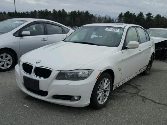 WBAPK5C53AA647708 - 2010 BMW 328 XI SUL WHITE photo 2