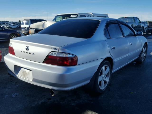 19UUA56613A080867 - 2003 ACURA 3.2TL SILVER photo 4