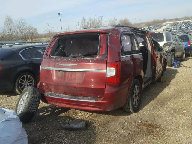 2A4RR5DG1BR688031 - 2011 CHRYSLER TOWN & COU RED photo 4