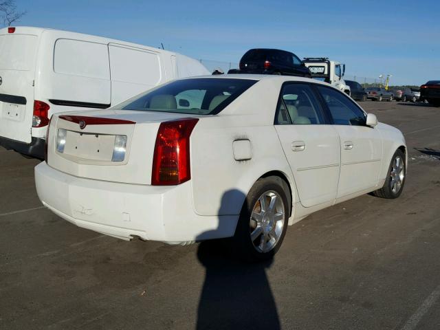 1G6DM577X40174804 - 2004 CADILLAC CTS WHITE photo 4