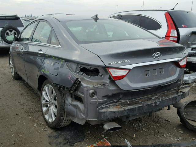 5NPEC4AB8CH429012 - 2012 HYUNDAI SONATA SE GRAY photo 3