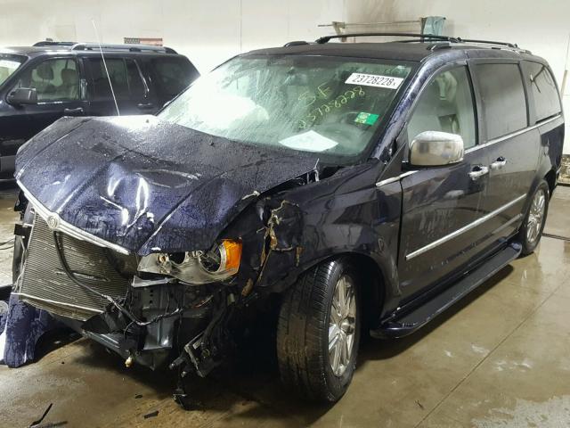 2A4RR6DX0AR217086 - 2010 CHRYSLER TOWN & COU BLACK photo 2