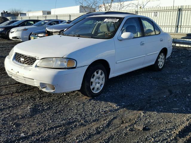 3N1CB51D52L675874 - 2002 NISSAN SENTRA XE WHITE photo 2