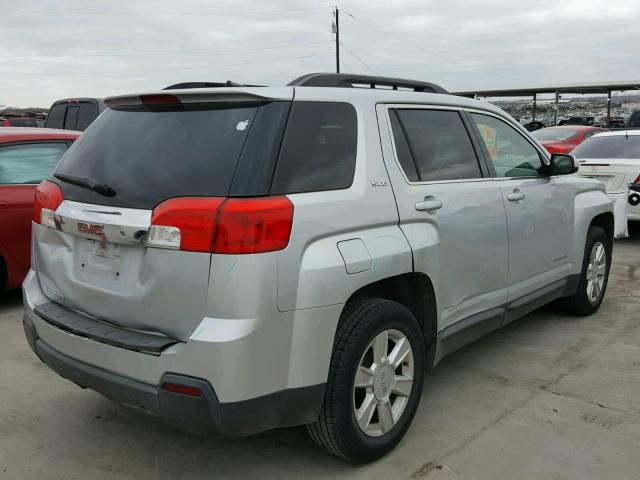 2CTALDEW8A6382534 - 2010 GMC TERRAIN SL SILVER photo 4