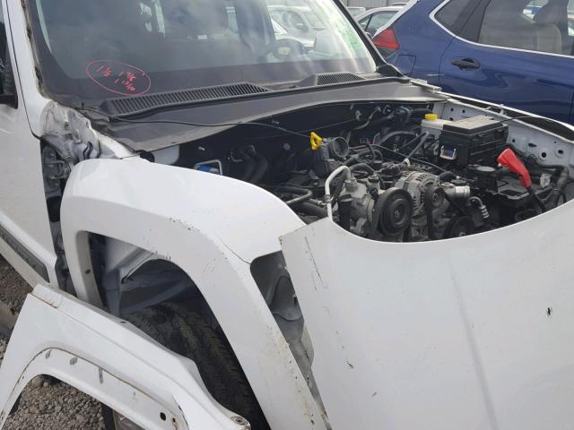 1C4PJLAK7CW159631 - 2012 JEEP LIBERTY SP WHITE photo 9