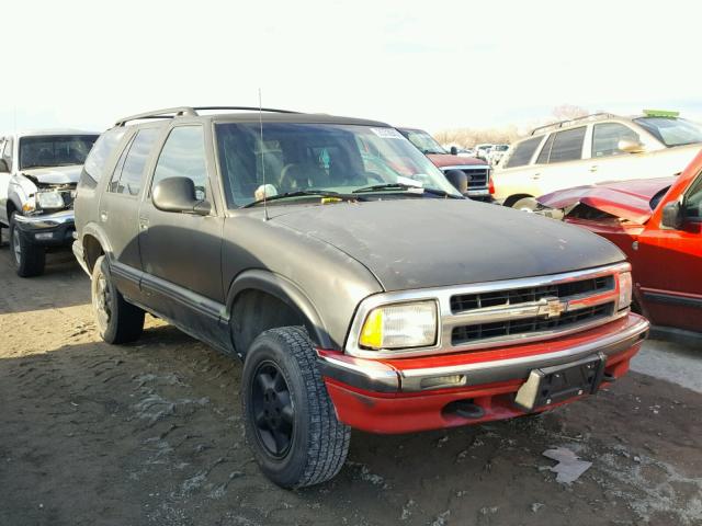 1GNDT13WXS2202034 - 1995 CHEVROLET BLAZER BLACK photo 1