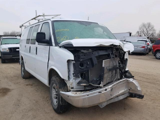 1GCWGAFF1G1227483 - 2016 CHEVROLET EXPRESS G2 WHITE photo 1